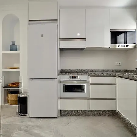 A 100 Metros De La Playa Costa Apartment *